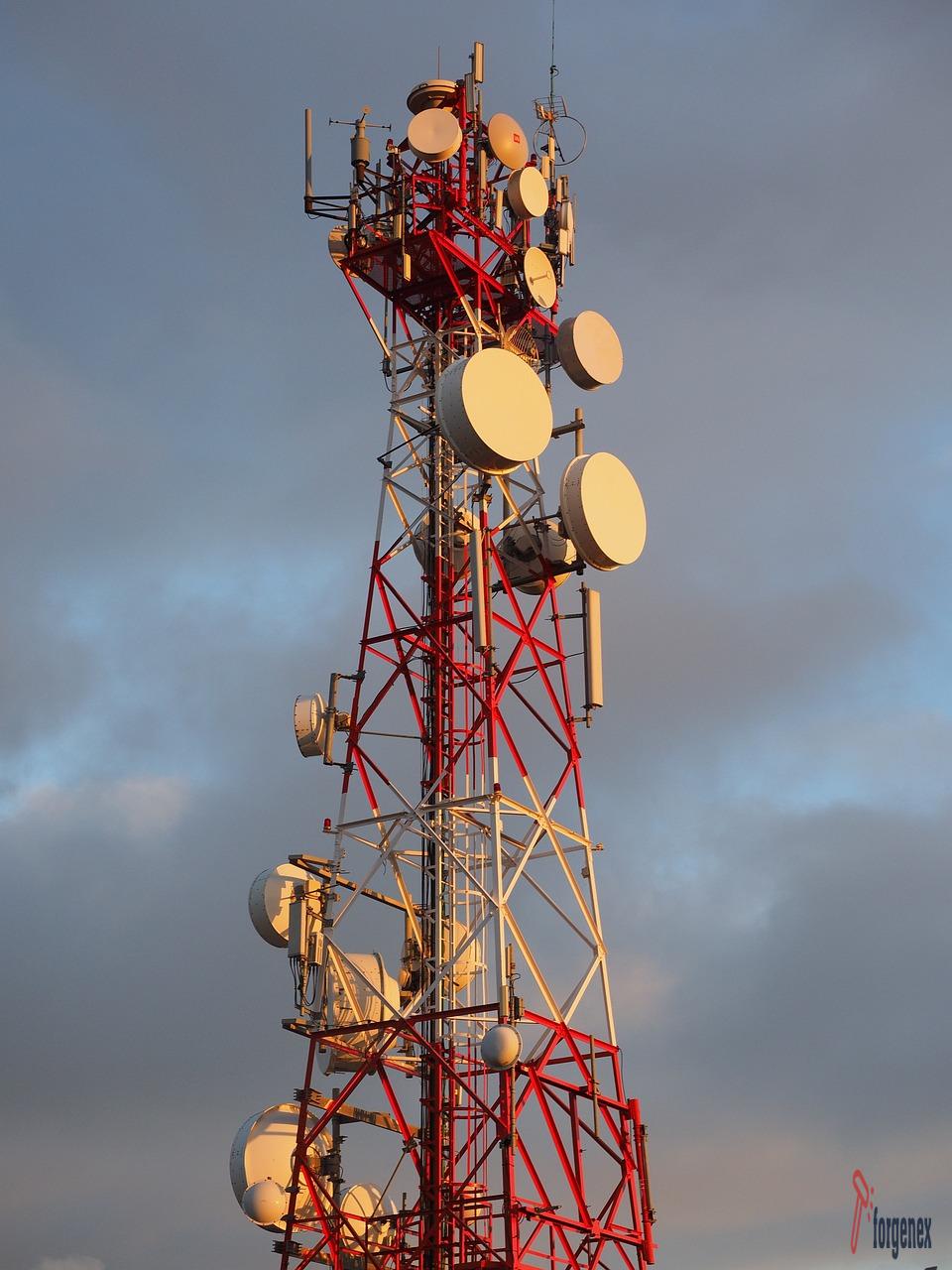 Reemplaza tus Teléfonos Fijos con Telefonía VoIP